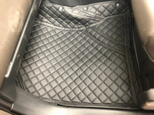 將圖片載入圖庫檢視器 Toyota Comfort Hybird 的士 3D立體全包圍地毯