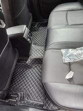 將圖片載入圖庫檢視器 Toyota Corolla Cross 3D立體全包圍汽車地毯