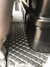 將圖片載入圖庫檢視器 現代H1貨Van 3D立體全包圍汽車地毯