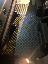 將圖片載入圖庫檢視器 VW T6 3D立體全包圍汽車地毯