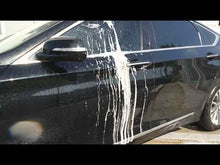 將影片載入圖庫檢視器並播放,CARPRO 水立方洗車泡泡2合1(洗車+保護膜) 500ML (CARPRO HYDROFOAM 500ML)