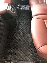將圖片載入圖庫檢視器 Kia 2014-2020 Sorento 5/7座位 3D立體全包圍汽車地毯
