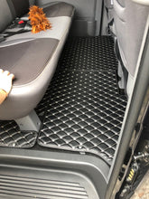 將圖片載入圖庫檢視器 現代H1貨Van 3D立體全包圍汽車地毯
