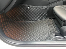 將圖片載入圖庫檢視器 Benz 2014-2021 C-Class W205 3D立體全包圍汽車地毯
