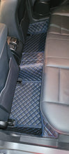 將圖片載入圖庫檢視器 Benz 2007-2015 C-Class W204 3D立體全包圍汽車地毯
