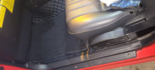 將圖片載入圖庫檢視器 Toyota Taxi(金豐) Crown Comfort 3D立體全包圍汽車地毯
