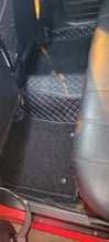 將圖片載入圖庫檢視器 Toyota Taxi(金豐) Crown Comfort 3D立體全包圍汽車地毯
