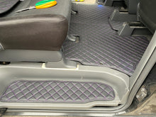 將圖片載入圖庫檢視器 Toyota 2007-2017 Noah / Voxy 70系 3D立體全包圍汽車地毯

