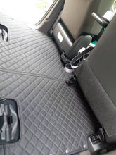 將圖片載入圖庫檢視器 Toyota Comfort Hybird 的士 3D立體全包圍地毯
